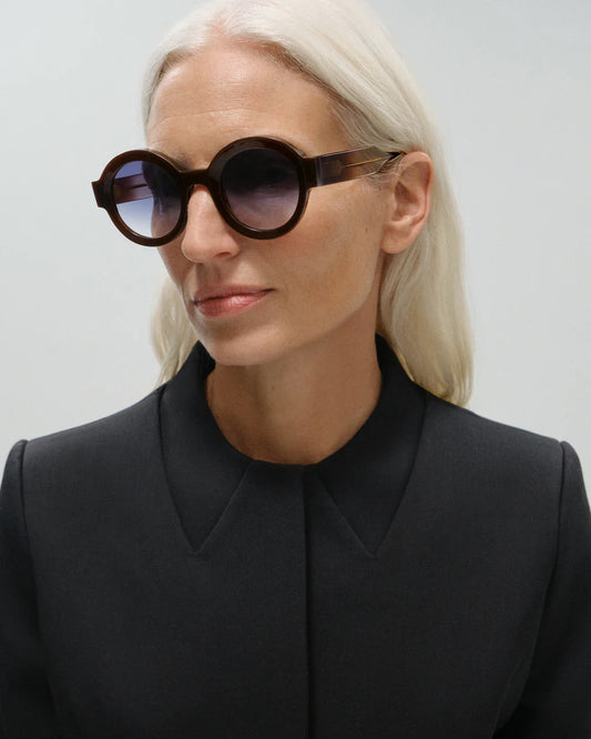 LAURA